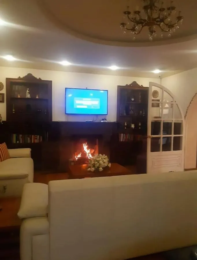 Hotel Boutique Spa Villa De Sant Quito 3*,